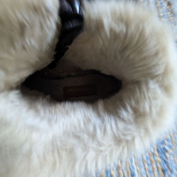 BareTraps Loran Suede Fur Brown Tan Button Ankle Booties 10 Boots Winter - Picture 11 of 12